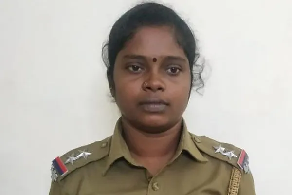 fake police arrested